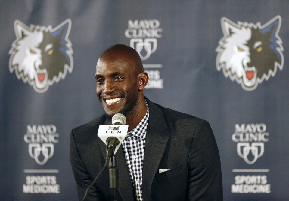 斯科尔斯、卡拉格都认为：哈白布是足球历史上最佳中场组合（斯科尔斯与卡拉格一致认同：哈白布是足坛史上最强中场组合）