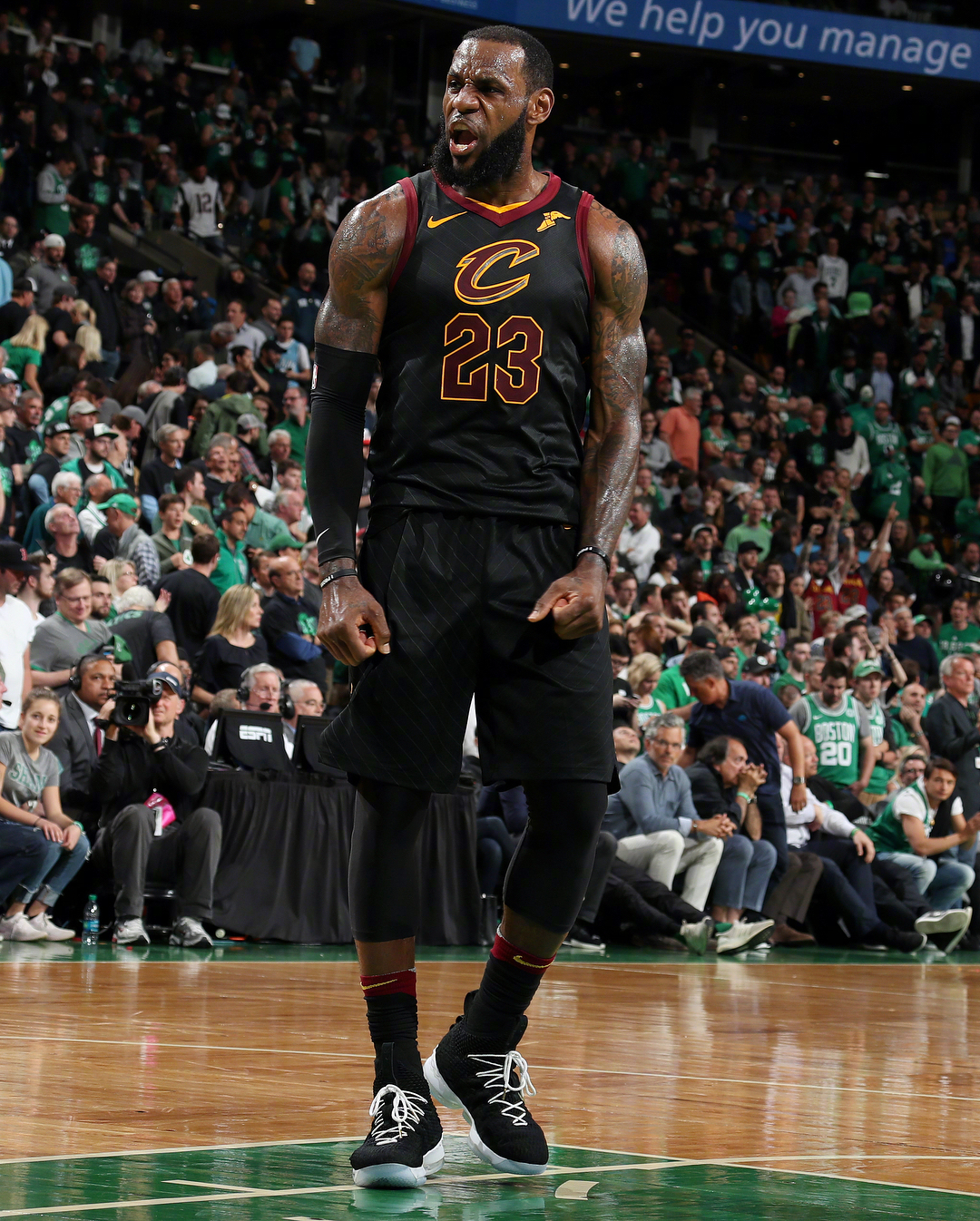 英超：阿森纳客场3-1击败诺维尔（英超客场，阿森纳3-1力克诺维尔）