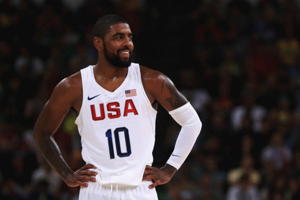 罗马诺：弗拉霍维奇与尤文谈续约无任何进展，拜仁也暂停追求（罗马诺：尤文与弗拉霍维奇续约停滞，拜仁暂缓追逐）