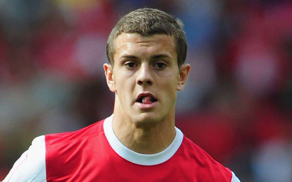 赫内斯：明年目标是德甲冠军；已准备庆祝活动？我们不想傲慢（赫内斯：明年剑指德甲冠军；被问庆祝是否已准备——不，我们不想显得傲慢）