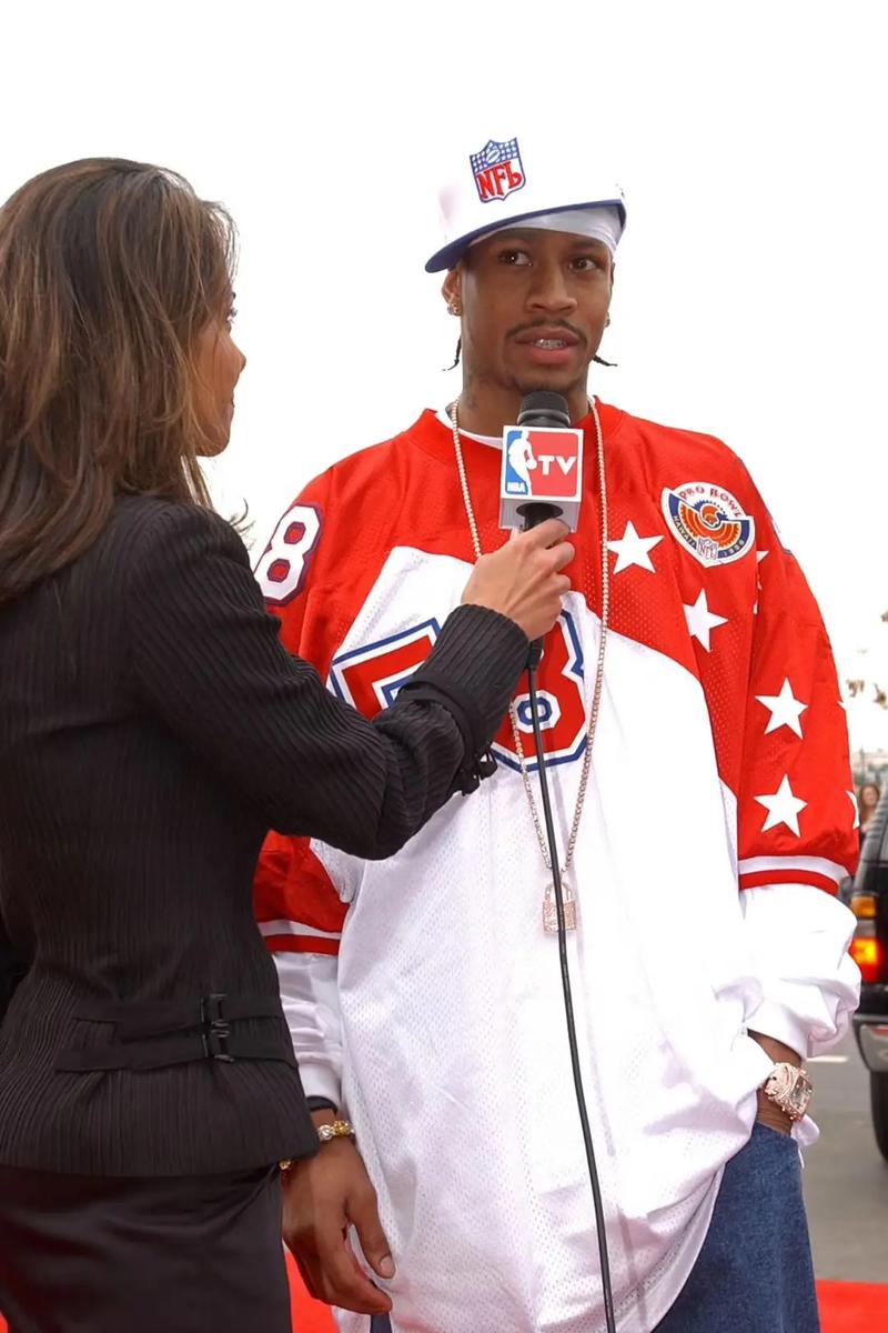 图片报：多特一直密切关注桑乔，正权衡冬窗转会是否合理（图片报：多特持续关注桑乔，评估冬窗引进是否合适）