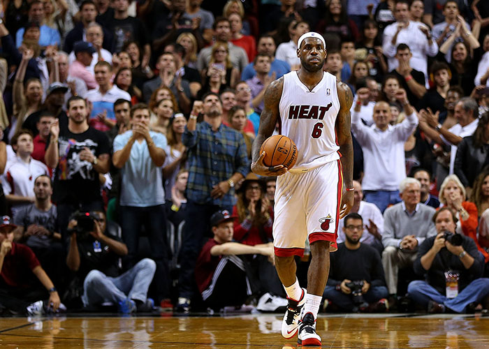 德天空：目前看施洛特贝克最可能不续约，皇马和拜仁讨论了他（德天空：施洛特贝克大概率不续约，皇马与拜仁已就他展开讨论）